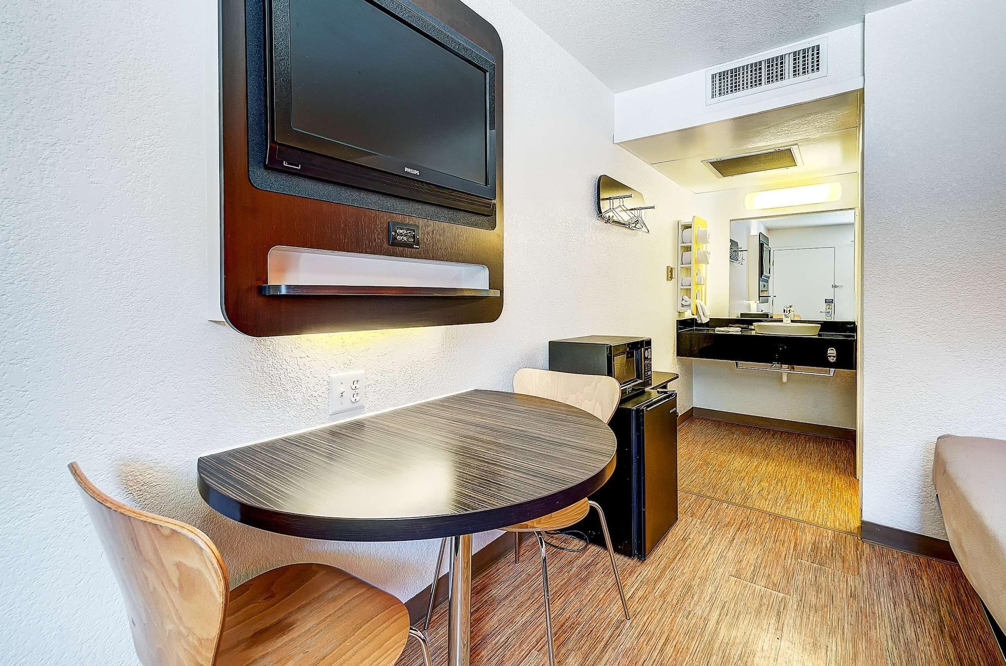 Park Inn By Radisson, Thornton Ngoại thất bức ảnh